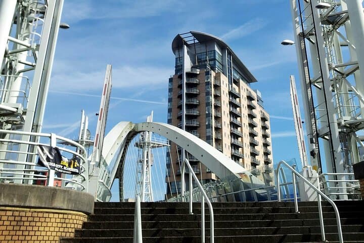 Manchester 7-Hour Private City Tour from Liverpool — Museums, Town Hall & MediaCityUK photo 3