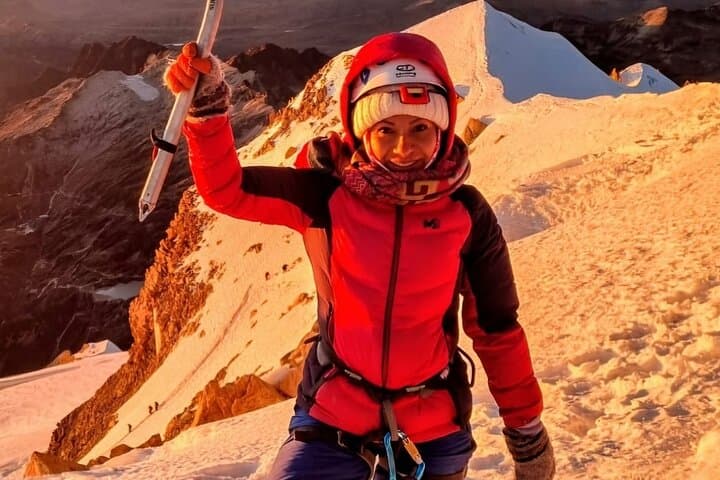 Summit Huayna Potosí: 3-Day Guided Climb to 6,088 m from La Paz photo 3