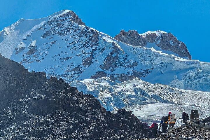 Summit Huayna Potosí: 3-Day Guided Climb to 6,088 m from La Paz photo 4