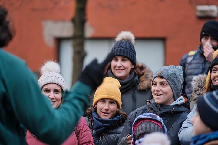 Private Edinburgh Family Walking Tour: Royal Mile History, Ghosts & Castle photo 6