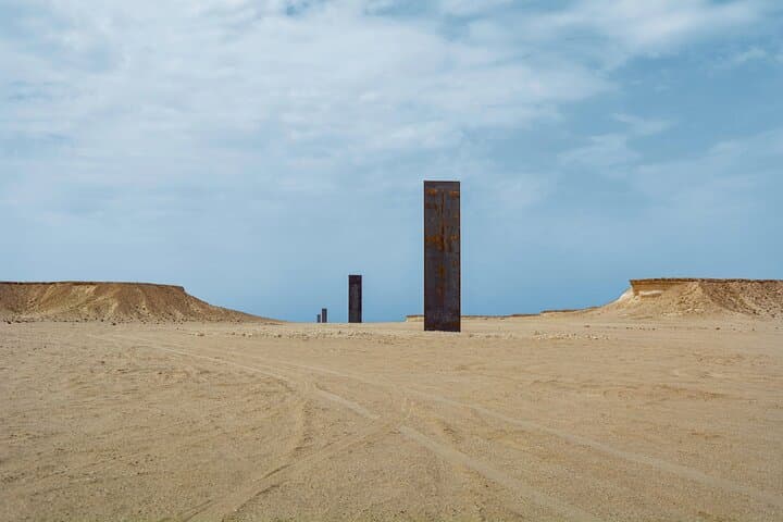 West Qatar Guided Journey to Zekreet Peninsula, Umbrella Rock & Richard Serra Sculpture photo 3