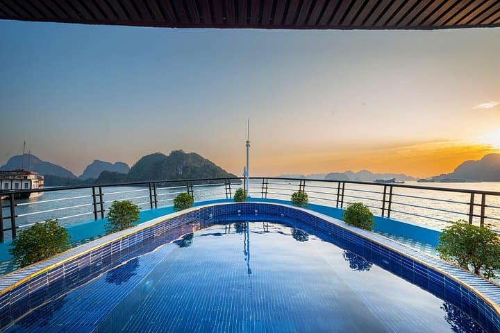 2-Day Dragon Bay Cruise: Halong & Lan Ha Bay Luxury Cruise with Kayaking photo 5