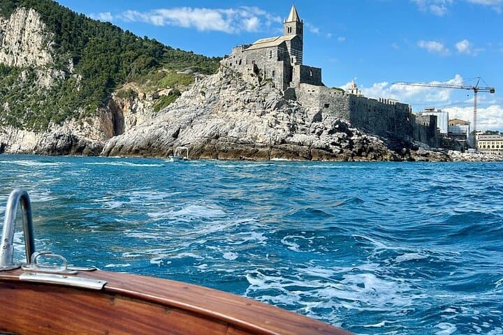 Portovenere & Gulf of Poets Boat Tour: Palmaria Islands, Swimming & Aperitivo photo 4