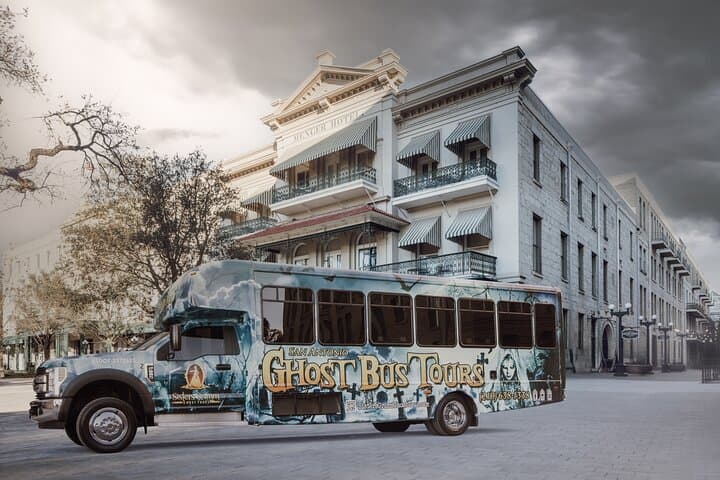 San Antonio Ghost Bus Pub Crawl: Haunted Bars, River Walk Lore & Nightlife Tips photo 5