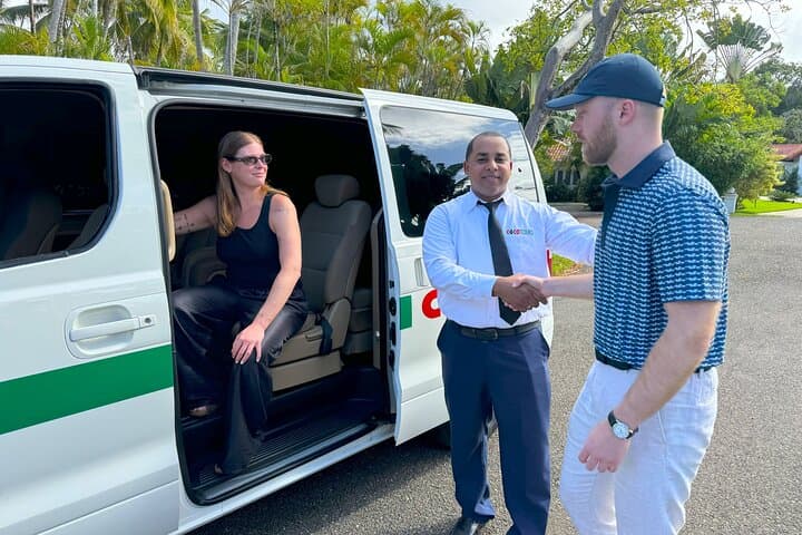 Santo Domingo Airport to Downtown Private Transfer — One-Way (SDQ) photo 2