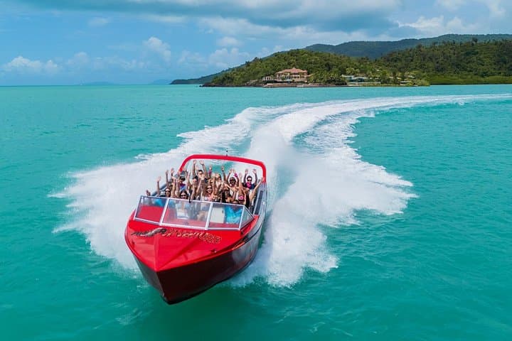 Airlie Beach Jet Boat Thrill Ride: 800HP Spins in Pioneer Bay photo 3