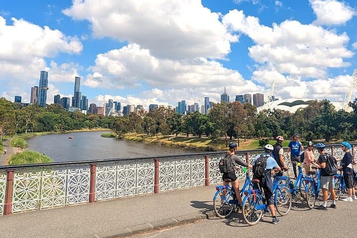 Private Melbourne E‑Bike Tour — Yarra River & City Sights