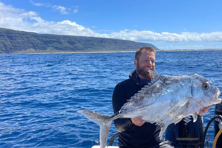 Private Deep-Water Fishing Off Kauai’s West Coast — Tuna, Ono & Marlin Charters photo 4