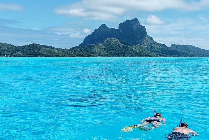 Half-Day Bora Bora Snorkel with Rays, Mantas & Coral Gardens photo 2