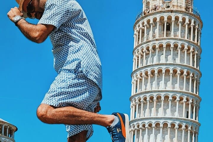 Private Tuscany Day Tour: Pisa, Lucca & Organic Cheese Farm with Wine Tasting