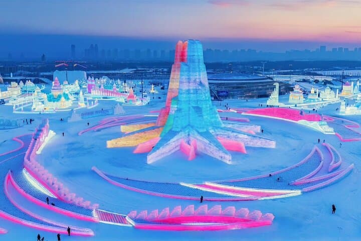VIP Harbin Ice and Snow World Private Day Tour — Skip the Line at Harbin Ice Festival