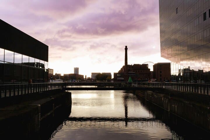 Liverpool Essentials: 3-Hour Royal Albert Dock & Beatles Orientation Tour photo 4