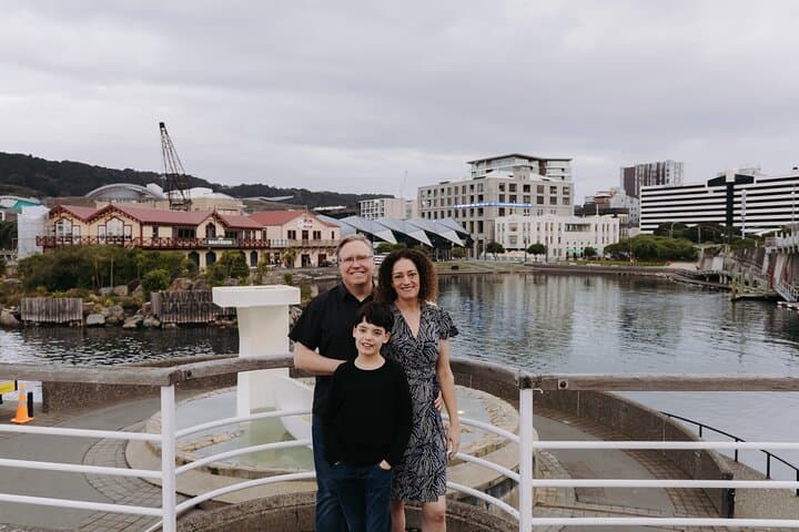 Private Wellington Vacation Photoshoot — Professional Portraits on the Waterfront photo 3