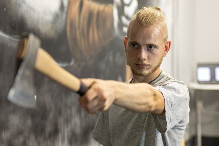 Cyberpunk Axe Throwing in Prague’s Fun Arena: Urban Axe-Throwing Experience Near Wenceslas Square photo 2