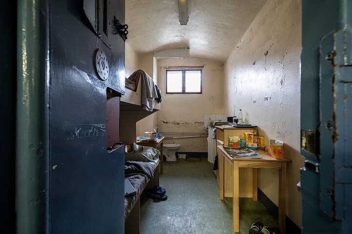 Inside Shrewsbury Prison: Guided Tour of Georgian Cells and Execution Sites photo 3
