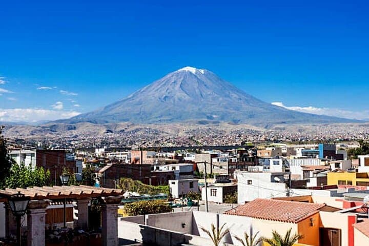 Summit El Misti: 2-Day Non-Technical Ascent to 5,825 m from Arequipa