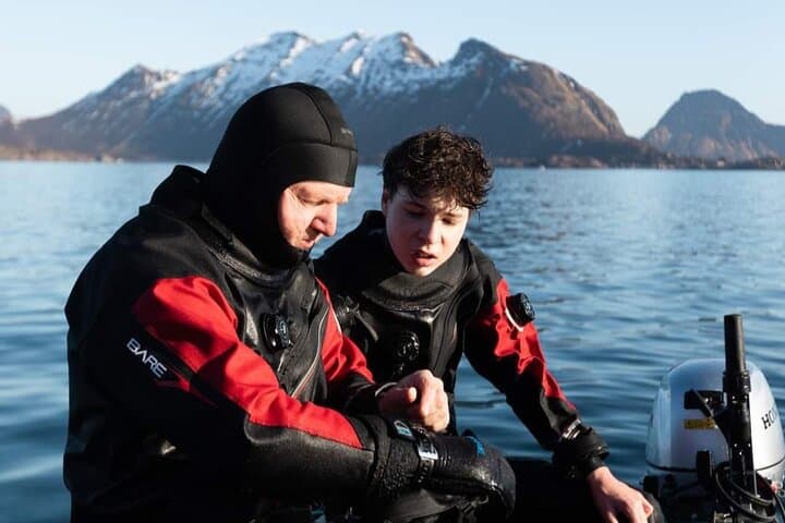 First-Time Scuba in Lofoten: Intro Dive into Arctic Kelp Forests photo 2