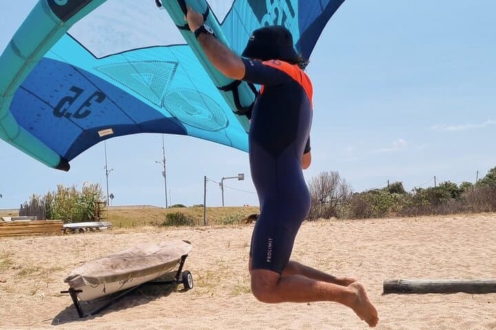 Private Wingfoil Lesson in Platja d'Aro — Learn to Fly Over the Costa Brava photo 5