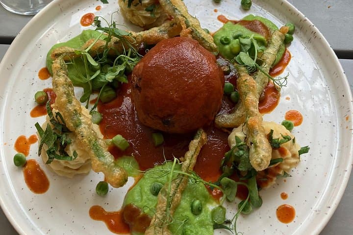 Covent Garden Food Tour: Historic Eats & Hidden Gems with a Local London Guide photo 4