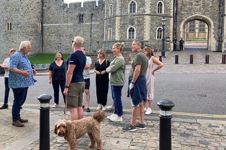 Windsor Small-Group Walking Tour: History, Thames Views & Local Secrets photo 3