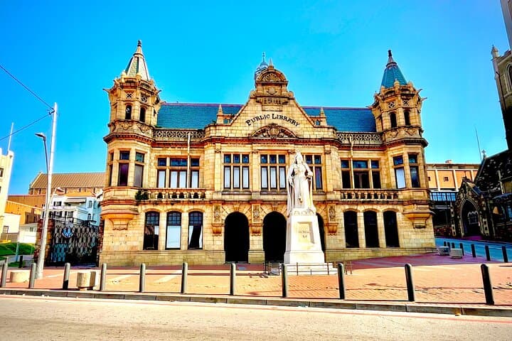 Port Elizabeth City Tour: Donkin Reserve, Fort Frederick & Cape Recife Lighthouse photo 3
