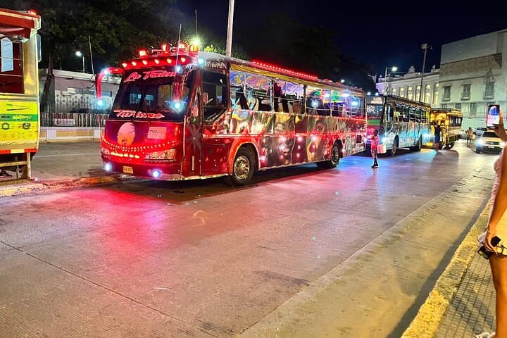 Chiva Rumbera Cartagena Party Bus Night Tour photo 4