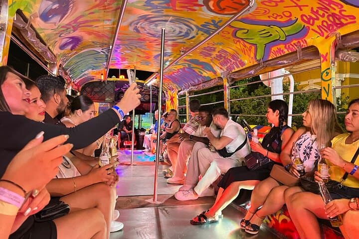 Chiva Rumbera Cartagena Party Bus Night Tour photo 5