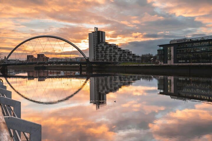 Explore Glasgow: 10-Hour City Tour of History, Art and Riverfront