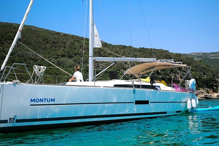 Sail Tróia & Comporta: Full-Day Boat Adventure from Setúbal