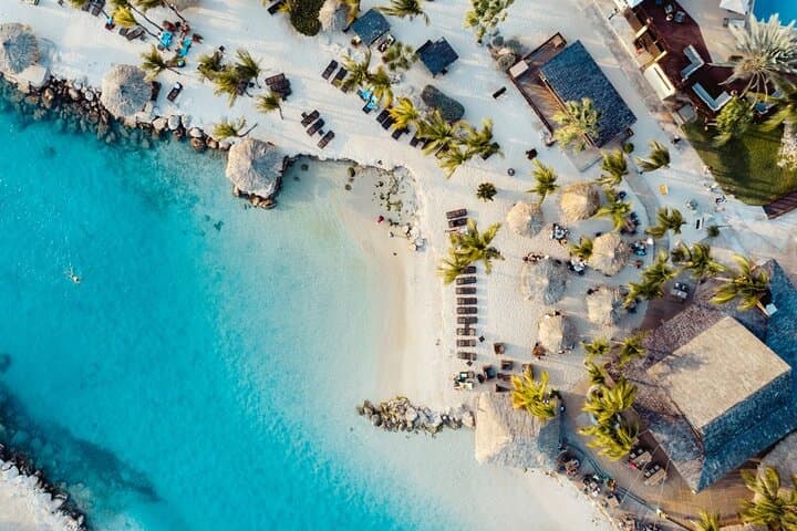 Willemstad to Mambo Beach: A Taste of Curaçao — City, Chobolobo & Shoreline Escape photo 3