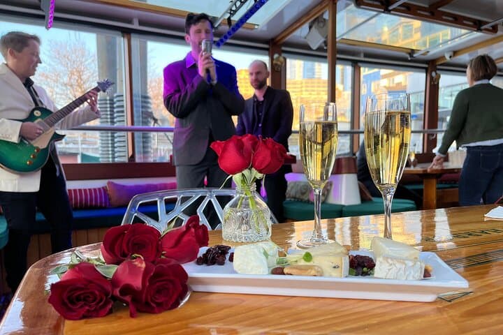 Cruise NYC's Waters with Jazz and Iconic Sights photo 4