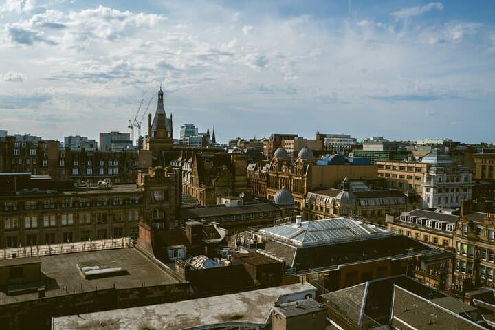 Glasgow City Highlights: Full-Day Tour from Edinburgh