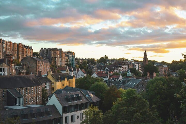 Edinburgh City Highlights: Full-Day Castle, Royal Mile & Holyrood Experience photo 3