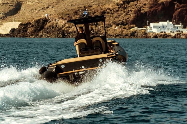 Private Caldera Cruise Santorini: Rib Boat to Volcano, Hot Springs & Beaches photo 5
