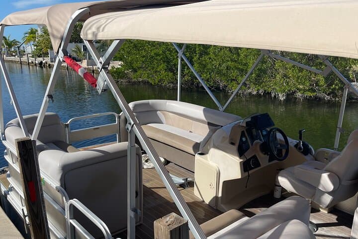 Cudjoe Key Boat Rentals: 23' Tritoon with GPS Tracks in the Lower Keys photo 4
