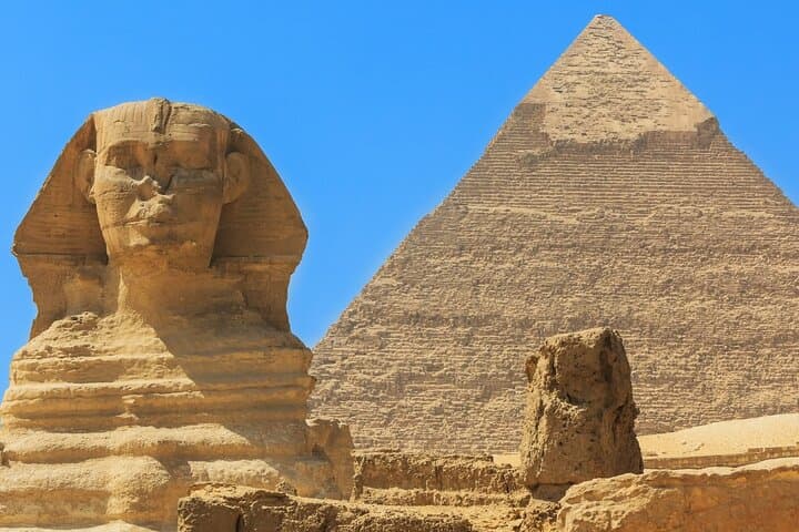 Hurghada to Giza: Day Trip to the Pyramids, Sphinx & Egyptian Museum with Lunch photo 4