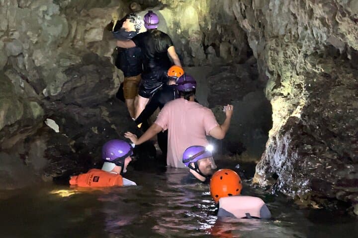 Explore Ishigaki Island’s Geological Wonders: Coasteering and Cave Adventure photo 5