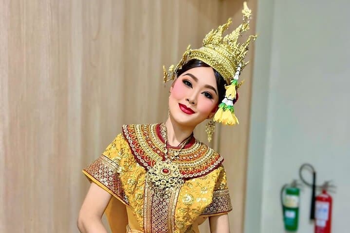 Bangkok Thai Dance Class Near Sri Thepha MRT — Costume & Cultural Experience photo 6