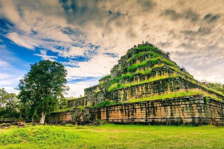 Koh Ker & Beng Mealea Temple Day Tour from Siem Reap