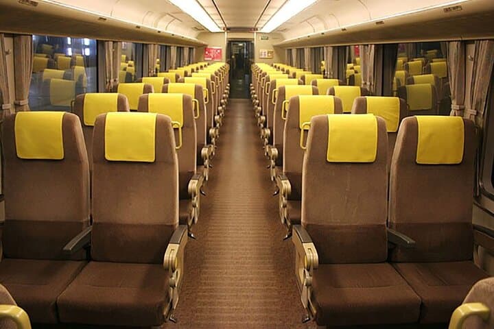Skyliner Express: Narita to Ueno in 36 Minutes — Fast Train Ticket Guide photo 5