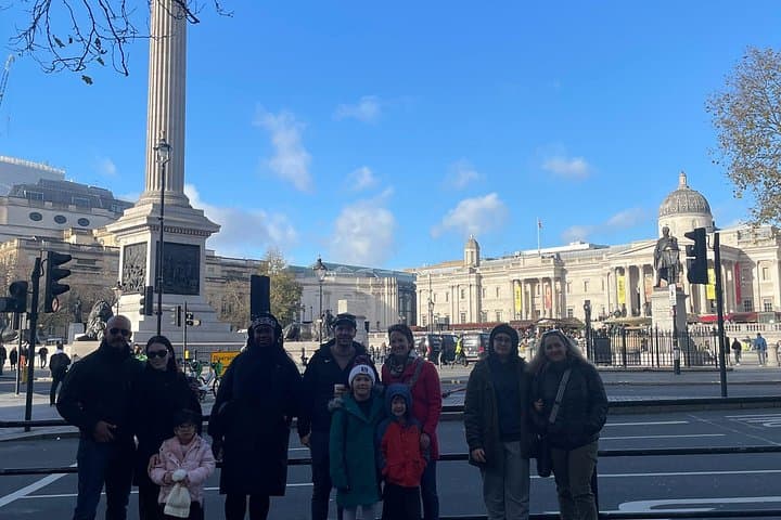 Changing of the Guard & Thames Ride: 2-Hour Royal Walk Through Westminster photo 4