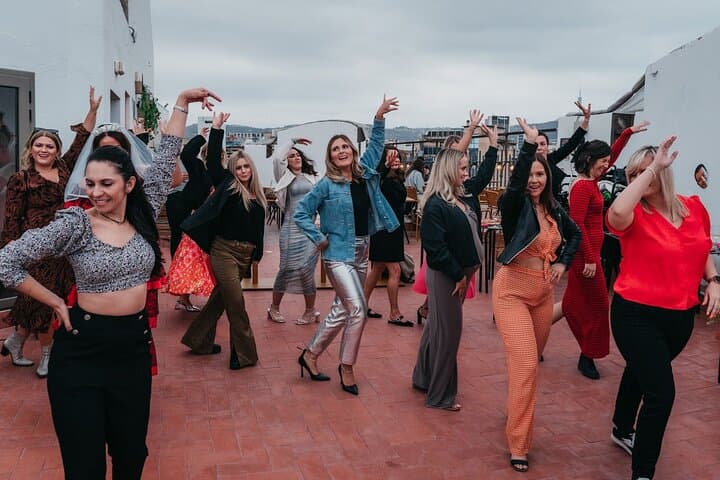 Rooftop Sangria & Salsa in Barcelona: Beginner Salsa Lessons with Bottomless Sangria and City Views photo 5