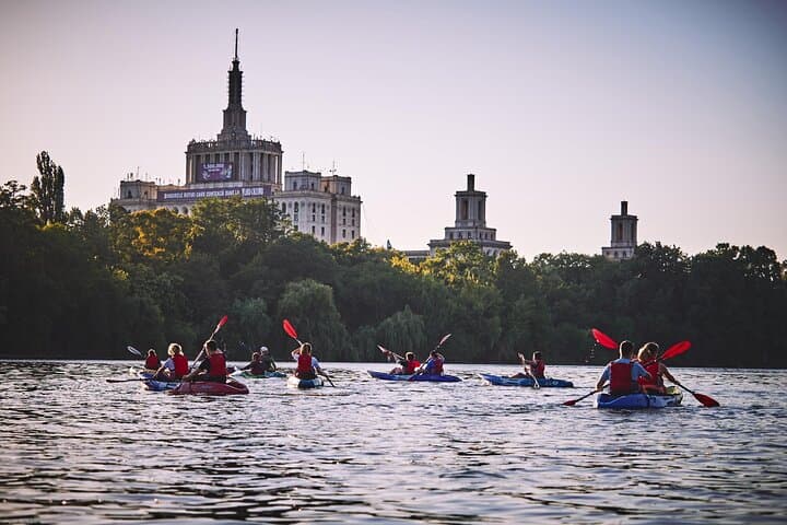 Paddle Lake Herastrau: Urban Kayaking in Bucharest's Central Park photo 2
