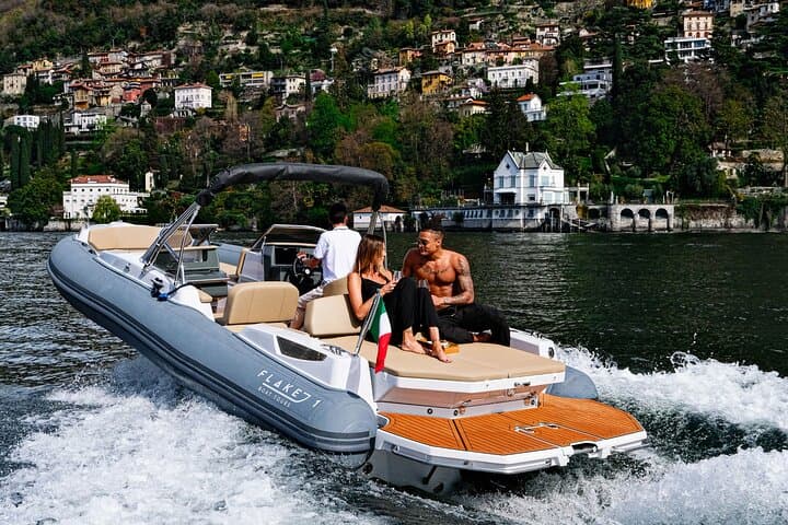 Private Luxury Boat Tour on Lake Como: Bellagio, Balbianello & Nesso