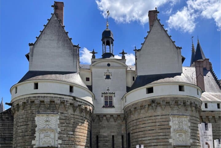 Nantes Self-Guided Scavenger Hunt — Château, Passage Pommeraye & Place Graslin photo 5