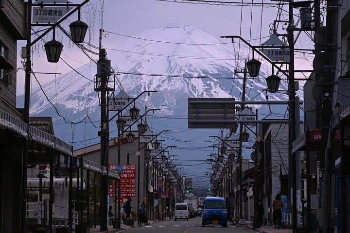 Mt Fuji Private Day Trip from Tokyo: Top Photo Spots, Lake Kawaguchi & Chureito Pagoda photo 2