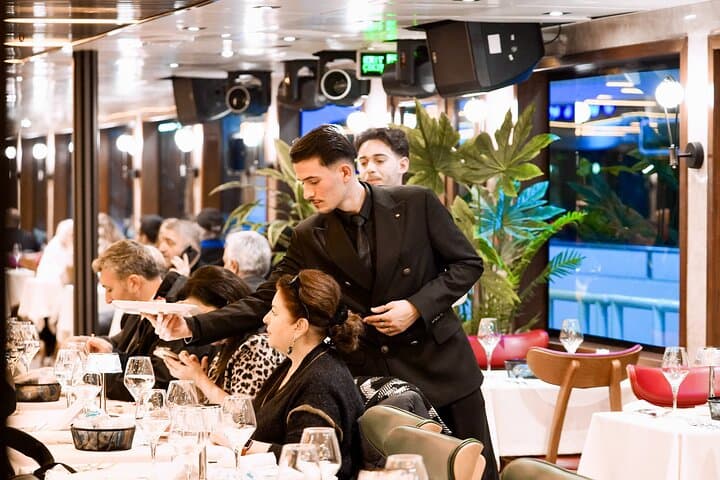 Bosphorus Luxury Dinner Cruise: 3-Hour Night Cruise with Live Music photo 4