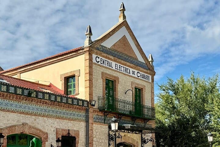 Firelit Finca Dinner Near Madrid: Wine, Waterfalls & Private Countryside Escape photo 4