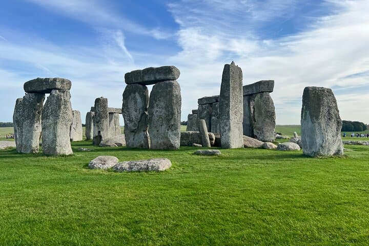 Portland Cruise Special Guided Tour: Stonehenge, Salisbury & Jurassic Coast photo 1