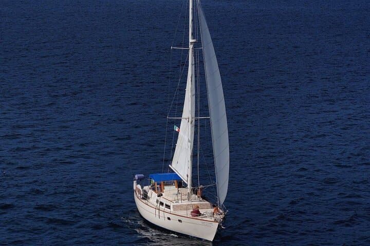 Private Half-Day Sailing & Snorkeling Cruise in Puerto Vallarta Bay photo 2
